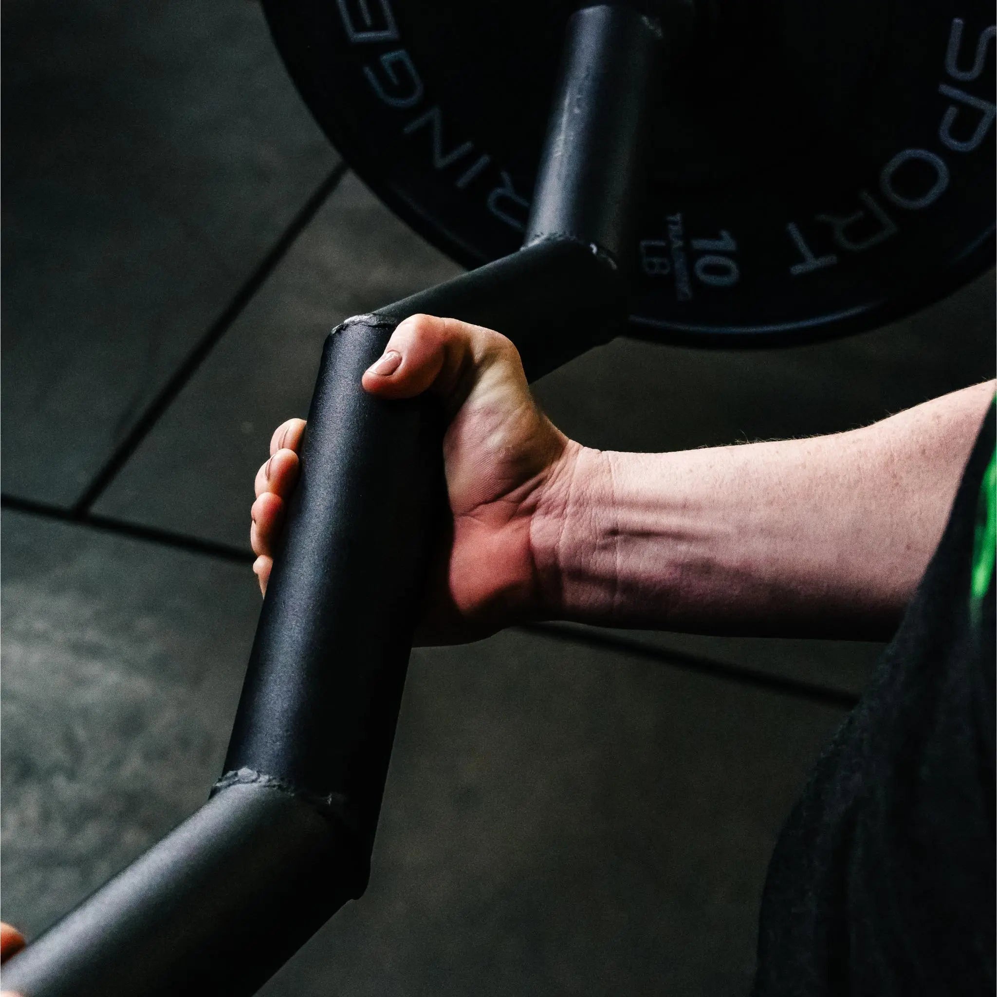 "La Gordita" EZ Curl Axle Bar Fringe Sport