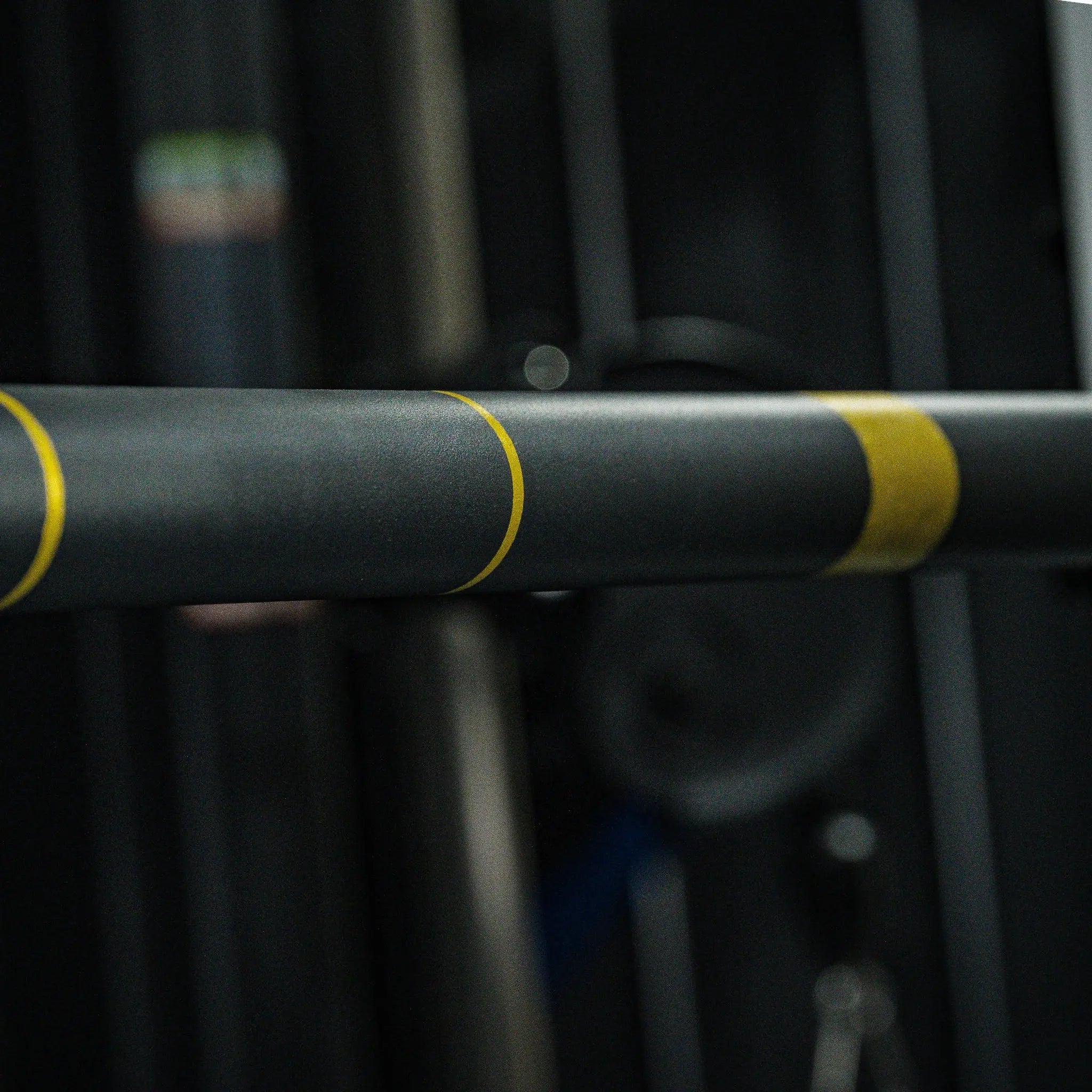 Stubby Axle Barbell - Rackable Shorty Bar