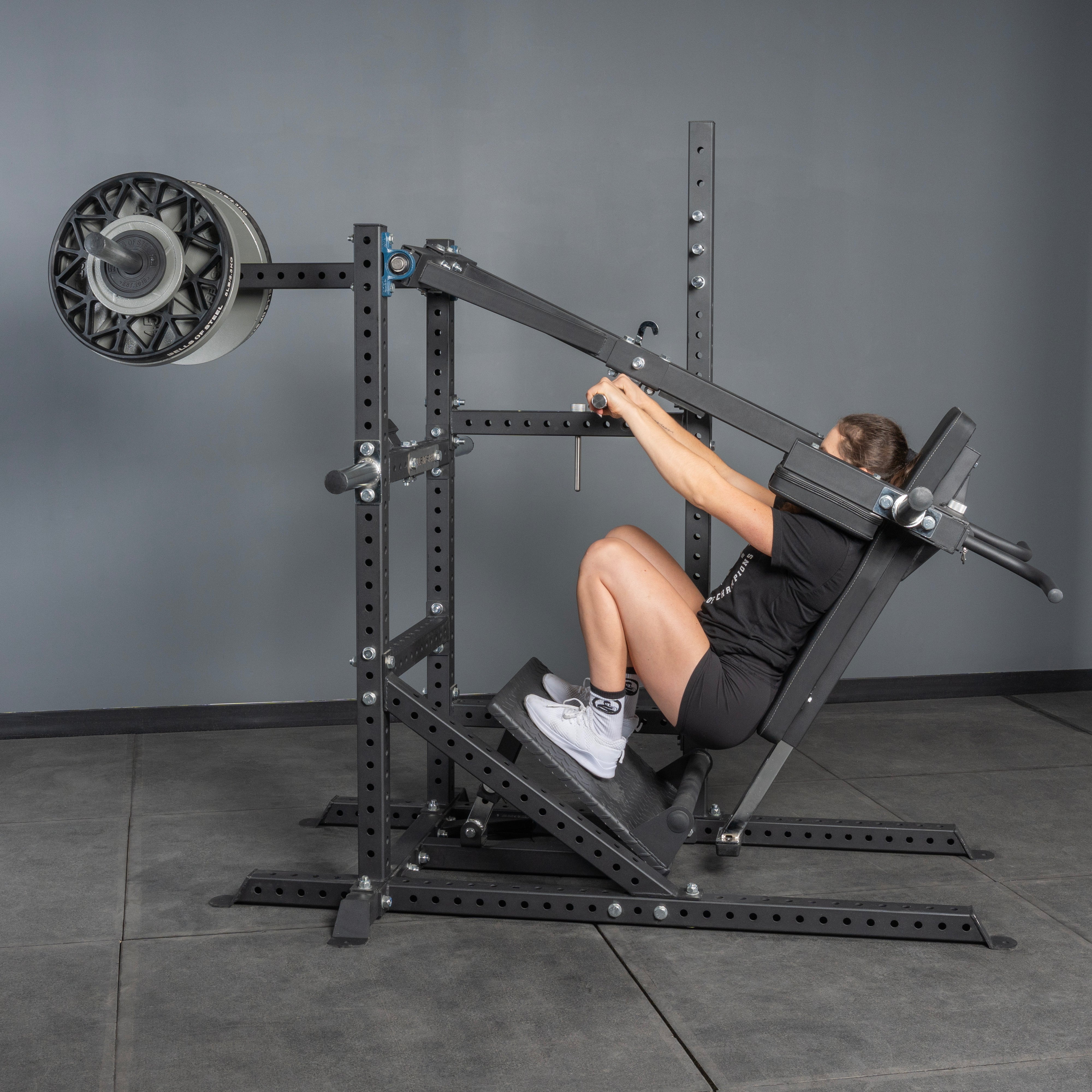 Pandemonium Squat – 3-in-1 Pendulum Squat / Calf Press / Viking Press Machine